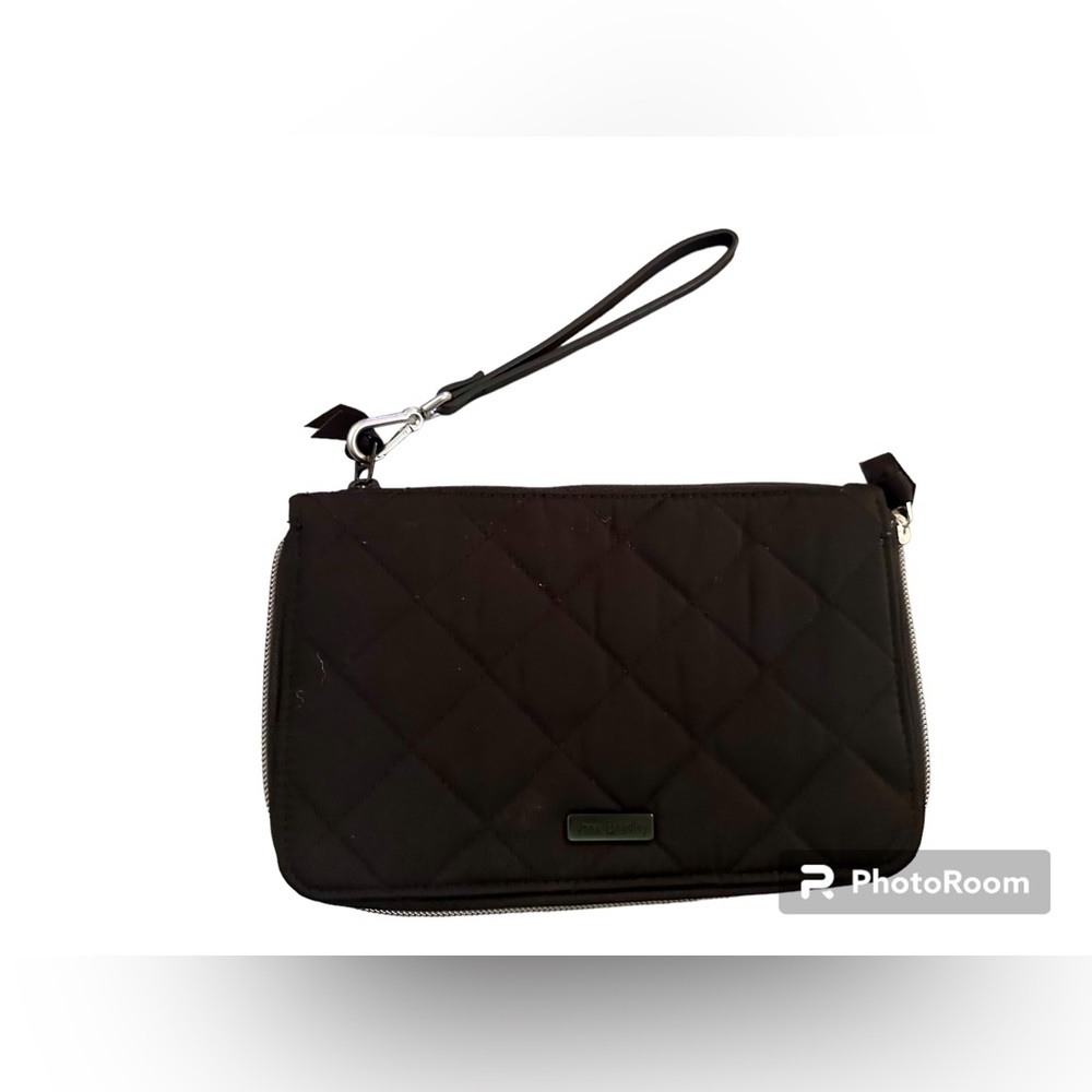 Vera Bradley Travel Wallet Wristlet in Black Quilted